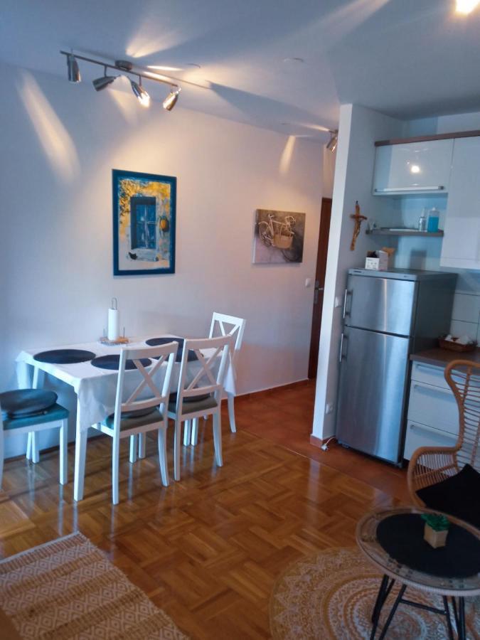 Apartman Vesna 2 Persons Njivice Exteriér fotografie